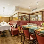 Hotel Silvia Gold 3*