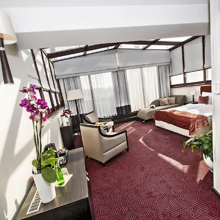 Silvia Gold Hotel