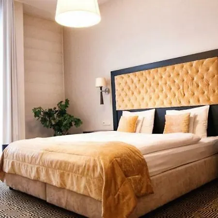Silvia Gold Hotel