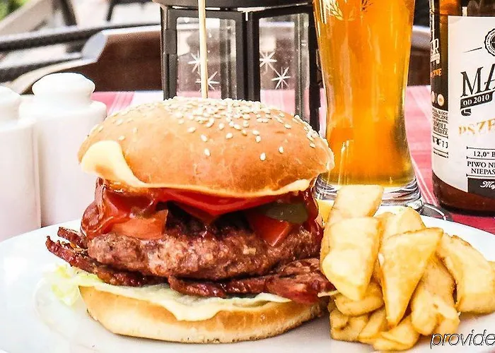 Silvia Gold מלון 3*